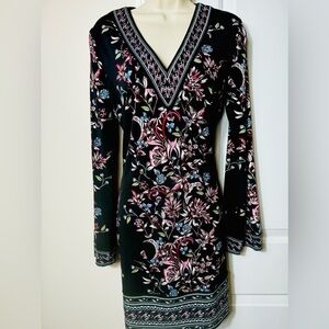 WHBM Dress Small Classic design for any occasion